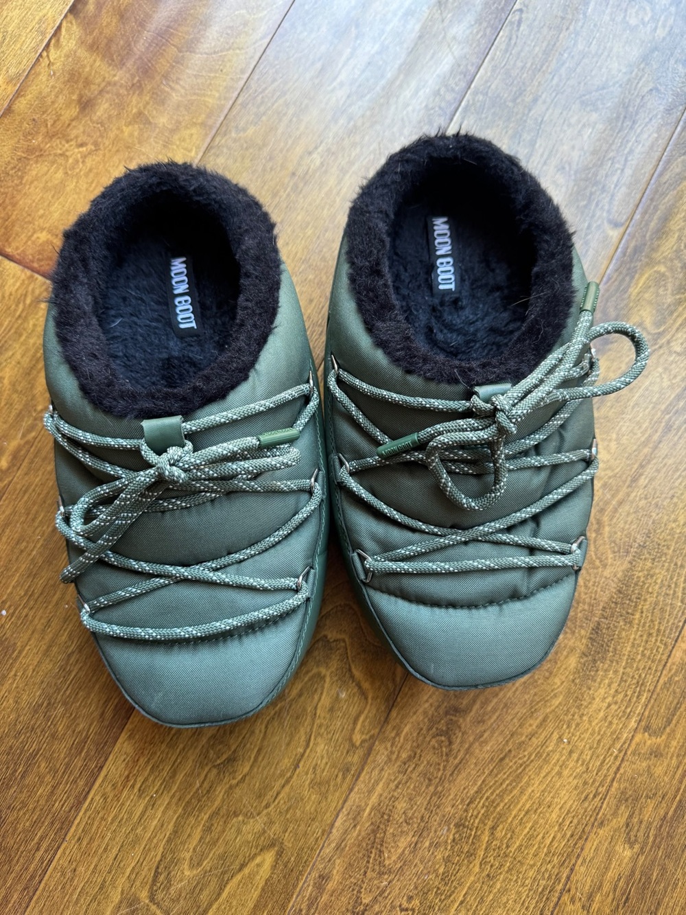 Moon Boots Cozy Lace-Up Slip-On Olive Green - Picture 2 of 5